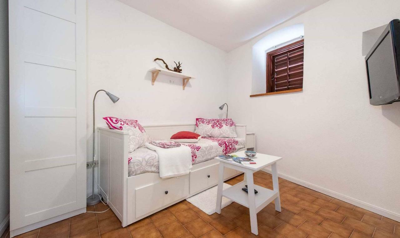 Studio Tamburini City Center Apartment Rovinj Luaran gambar